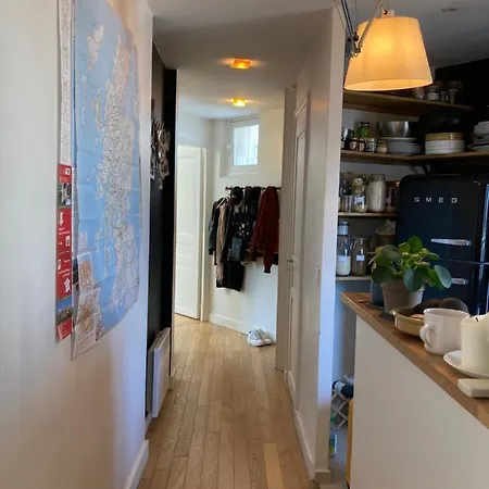 Un Loft Avec Verriere Sous Les Toits Apartmán Paříž
